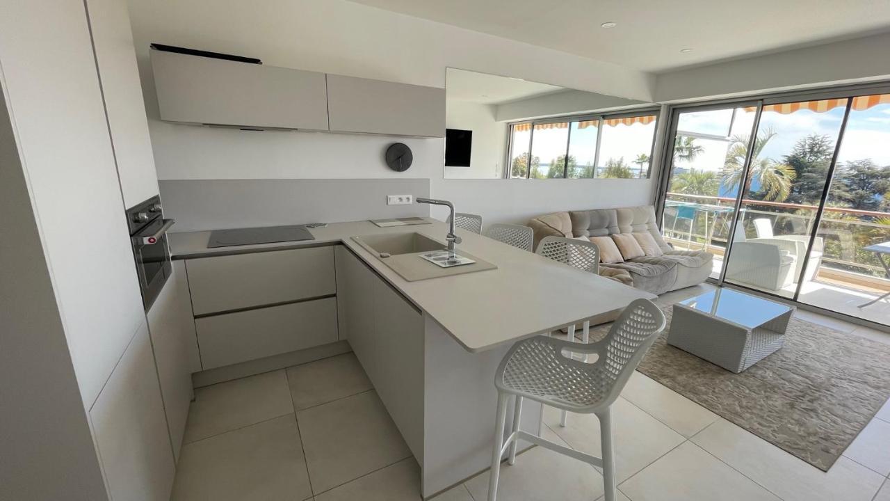 Appartement 2 Chambres Vue Mer Panoramique, Proche Croisette Cannes 발로리스 외부 사진