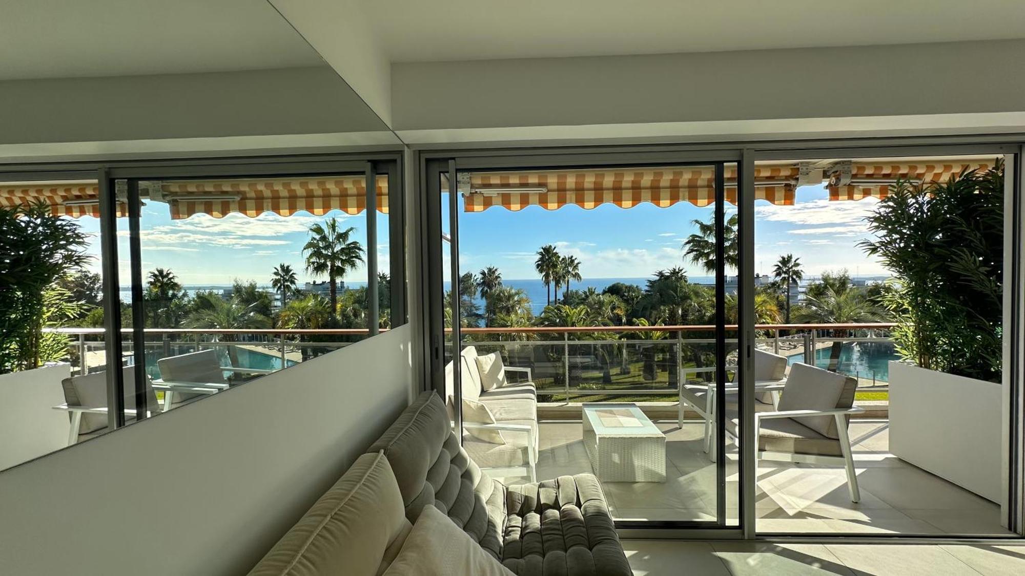 Appartement 2 Chambres Vue Mer Panoramique, Proche Croisette Cannes 발로리스 외부 사진