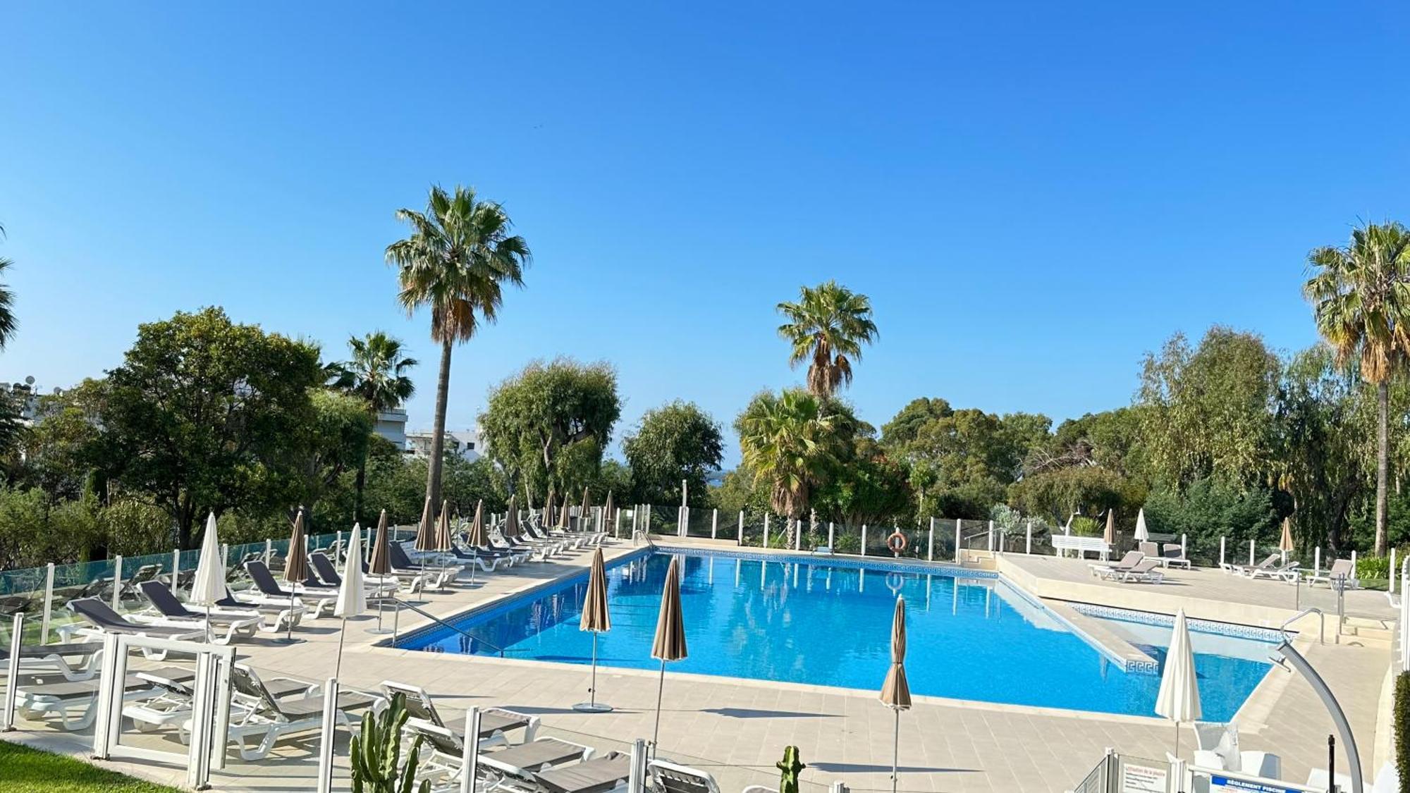 Appartement 2 Chambres Vue Mer Panoramique, Proche Croisette Cannes 발로리스 외부 사진
