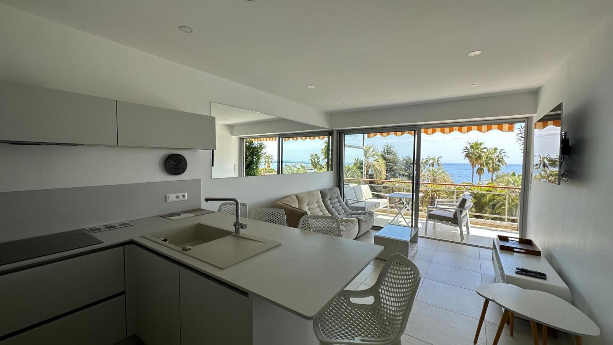 Appartement 2 Chambres Vue Mer Panoramique, Proche Croisette Cannes 발로리스 외부 사진