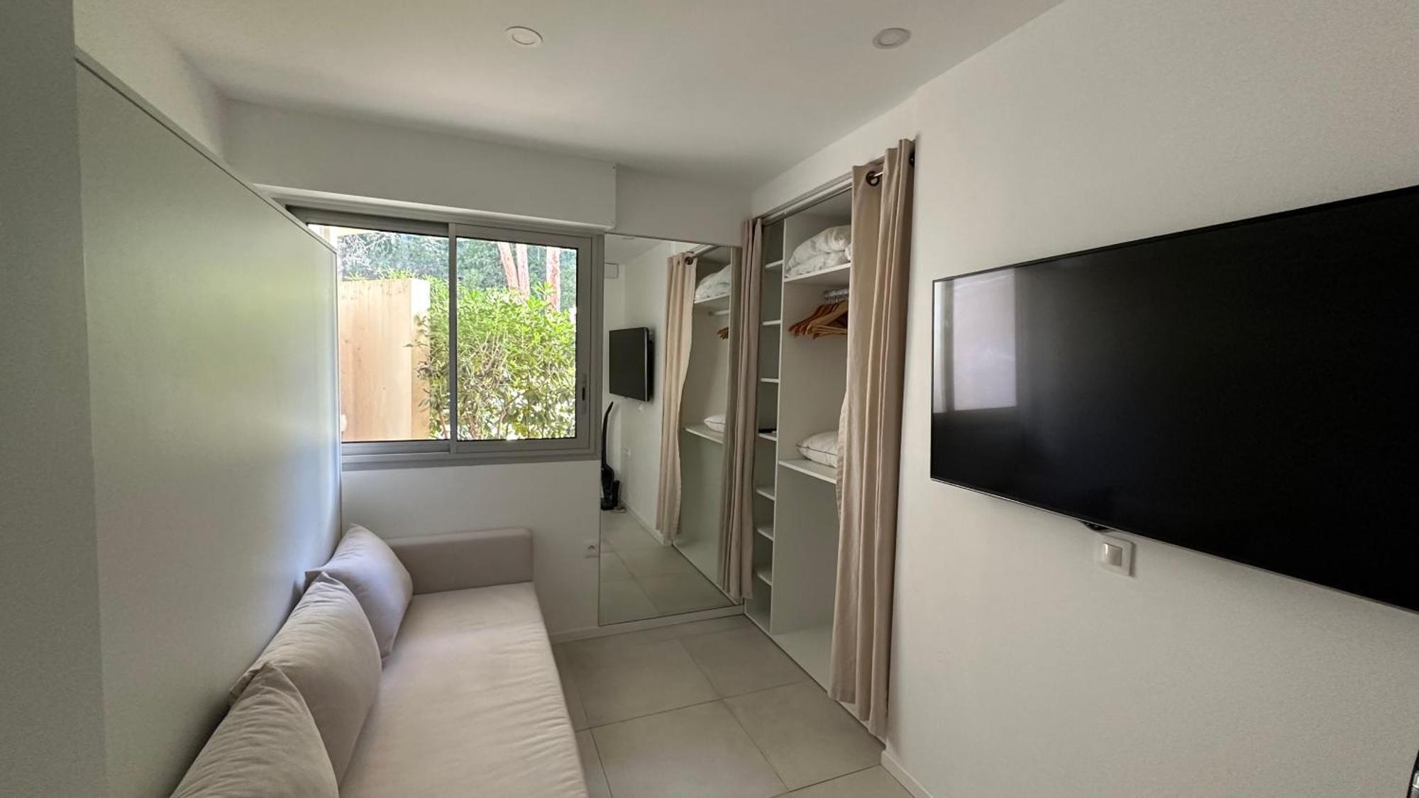 Appartement 2 Chambres Vue Mer Panoramique, Proche Croisette Cannes 발로리스 외부 사진